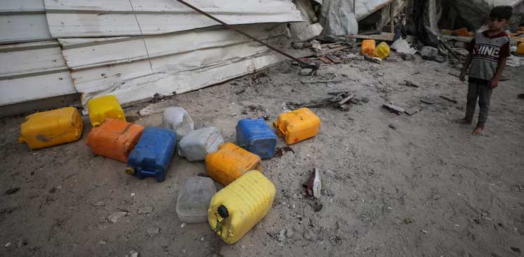 Dire water shortages compound hunger and displacement in Gaza