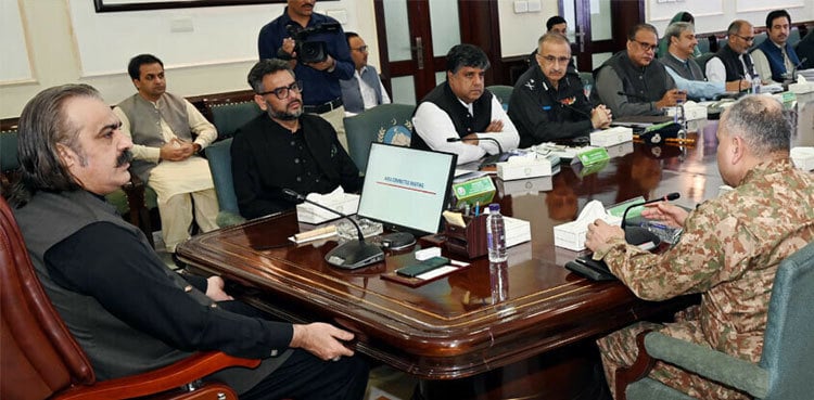 Gandapur chairs KP apex committee, rules out military operation