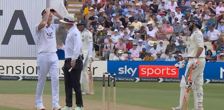 Ravindra Jadeja reacts to Ben Stokes' protest during ENG vs IND Test