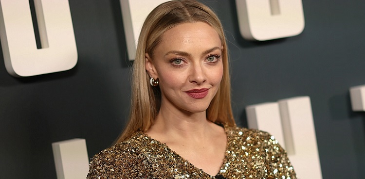 Amanda Seyfried provides rare insight into her personal life as mom of 2