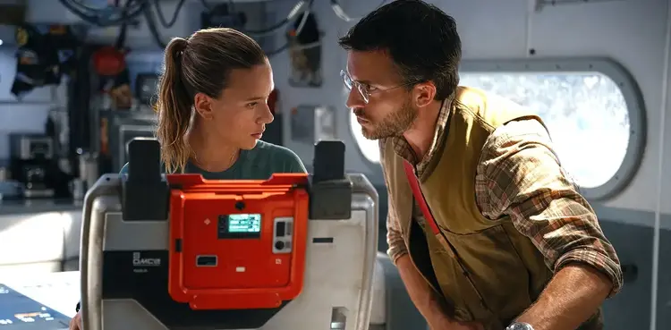 Scarlett Johansson, Jonathan Bailey talk about ‘Jurassic World Rebirth’ chemistry