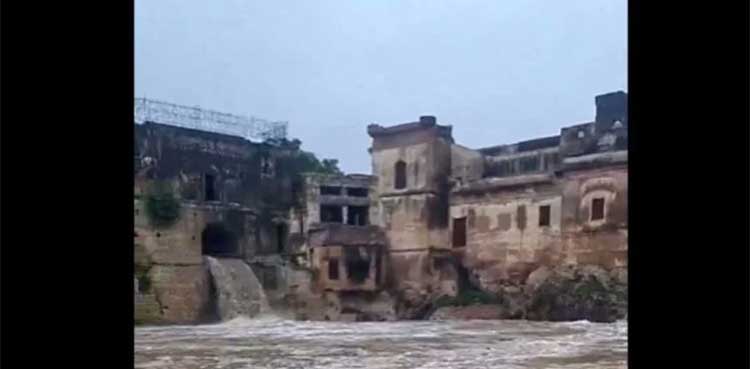 Federal Minister takes notice of damage to Katas Raj Temple