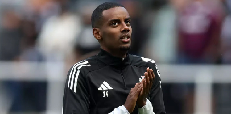 Alexander Isak may still go to Liverpool