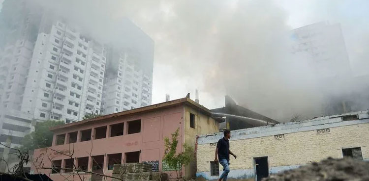 Death toll rises to 5 in Karachi firecracker warehouse explosion