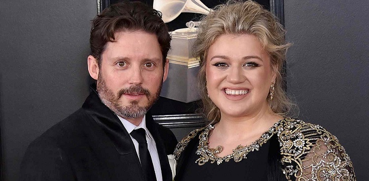 Kelly Clarkson's ex-husband Brandon Blackstock dies at 48