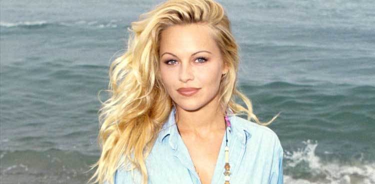 Pamela Anderson Net Worth in 2025: The Baywatch Star’s Financial Journey