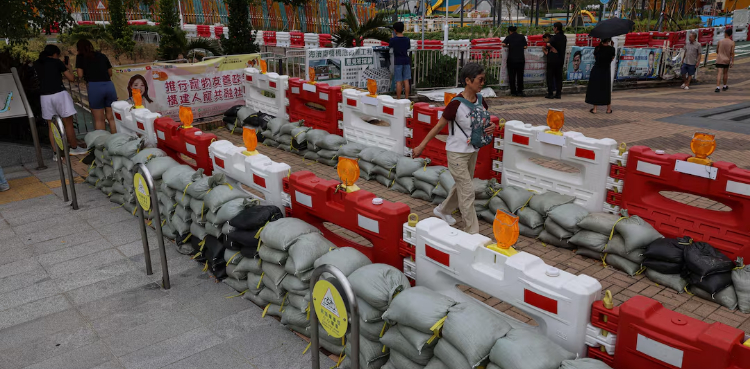 Hong Kong shuts down ahead of world's biggest typhoon this year