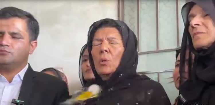 Viral Video: Egg hurled at Aleema Khan in Rawalpindi