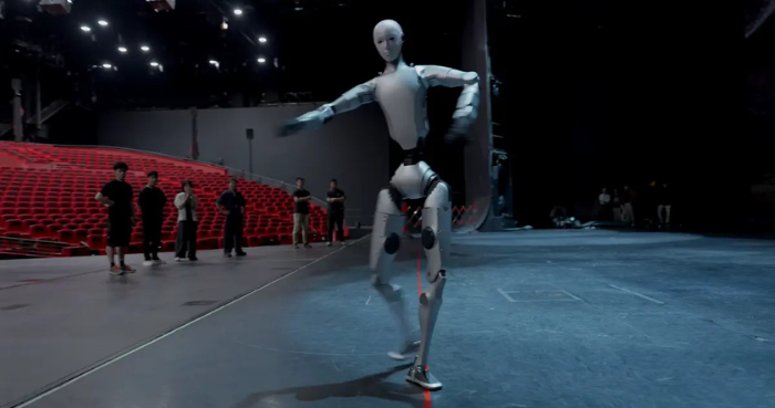 Unitree unveils H2 "Destiny Awakening" humanoid to rival global competitors