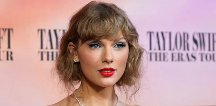 Taylor Swift: I could invisibly enter buildings as spy