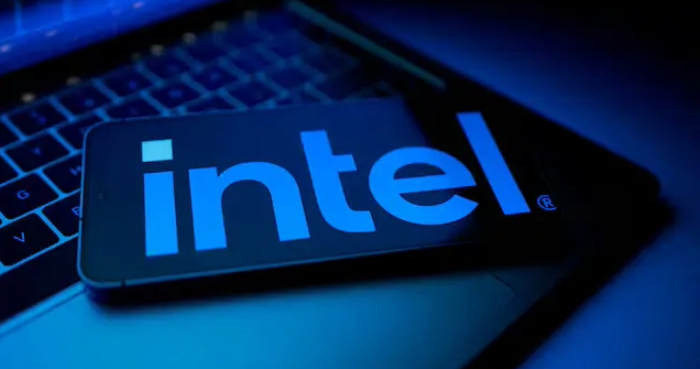 Intel signals return to AI race with new chip to launch next year