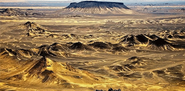 Pakistan mulls restoring gold, gemstone trade regulations to curb illegal trading