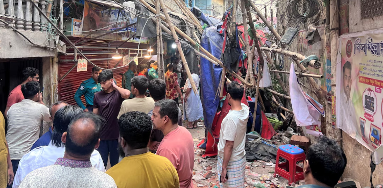 Earthquake jolts Bangladesh, killing five and injuring around 100