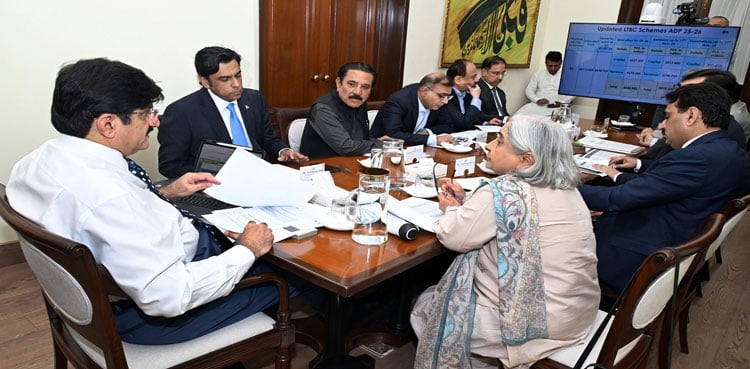 CM reviews 16 flagship health care projects: Put on fast track to complete within this financial year
