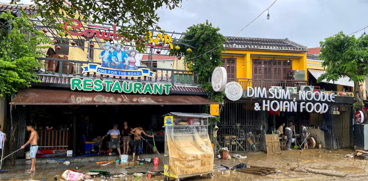 Vietnam flood death toll rises to 35: disaster agency