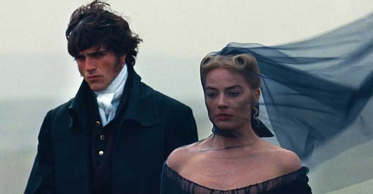 Margot Robbie Champions Jacob Elordi as Heathcliff in 'Wuthering Heights' Adaptation Amid Casting Controversy