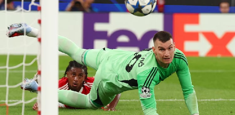 Girona's on-loan goalkeeper Livakovic refuses to play, says coach