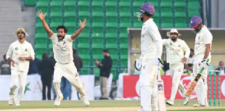 QEAT Final: Usman, Fazal lift Karachi against Sialkot
