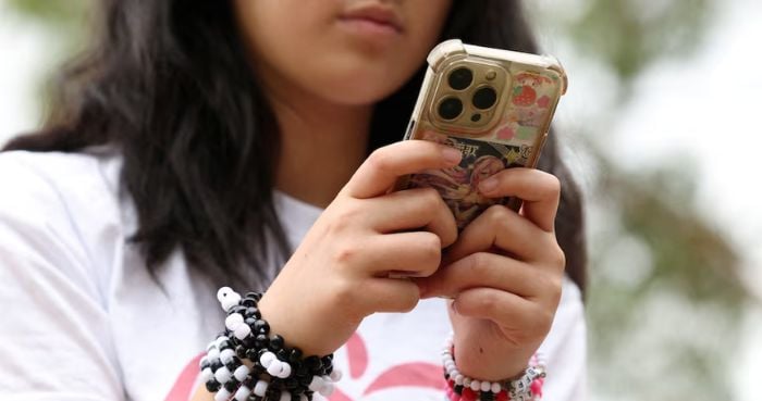 Australia begins enforcing world-first teen social media ban