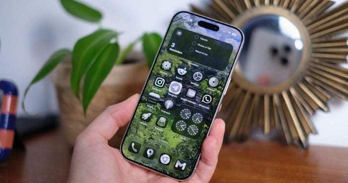 Apple releases iOS 26.2 to fix 'Liquid Glass' transparency issues