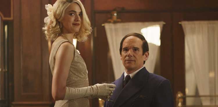 Blue Moon (2025) Movie Review: Ethan Hawke delivers Oscar-Worthy Performance