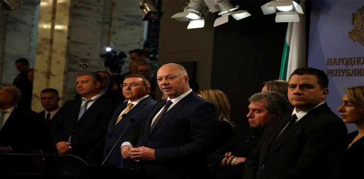 Bulgarian government resigns after weeks of street protests