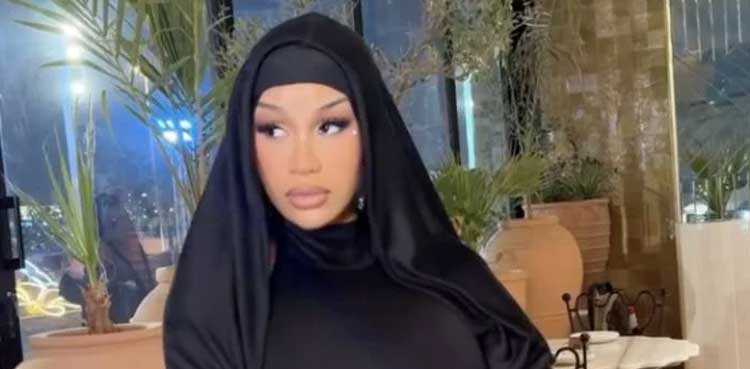 Watch video: Cardi B slips into abaya for Riyadh's performance