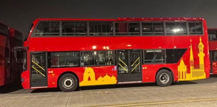 Double-decker buses arrive at Karachi port: Sharjeel Memon