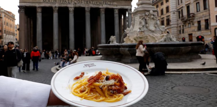 UNESCO recognition fuels Italy's culinary pride despite fears of tourist trap