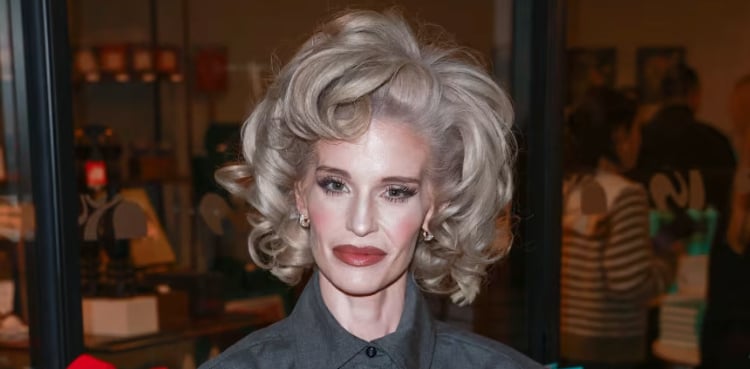 Kelly Osbourne hits back at trolls after dad's death