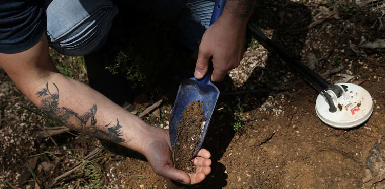 Soaring prices spark Australia gold rush for new generation of fortune hunters