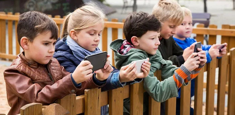 Swiss interior minister open to social media ban for children