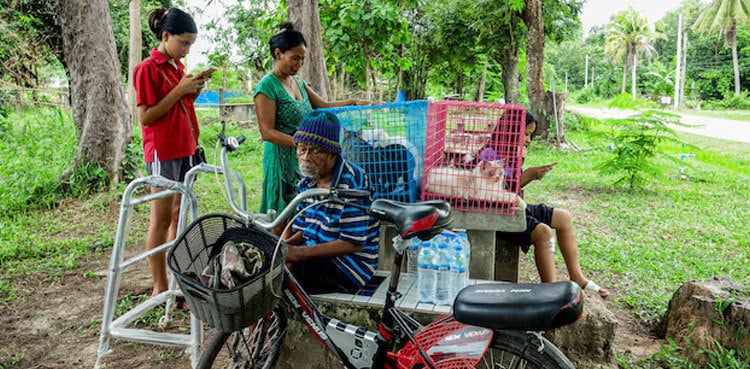 Thailand launches air strikes at Cambodia as border tensions reignite