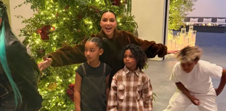 Kim Kardashian’s hilarious attempt at perfect holiday family photos goes viral