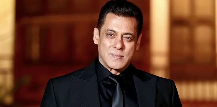 Salman Khan confesses he hasn’t gone out for dinner in 25 years