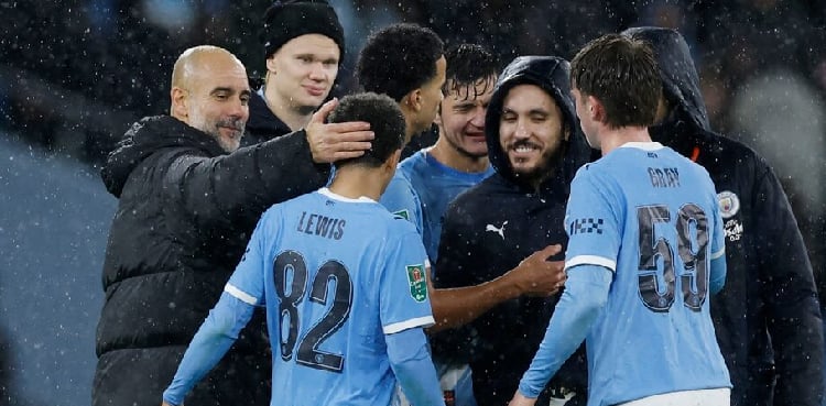 Man City look to extend winning streak against West Ham