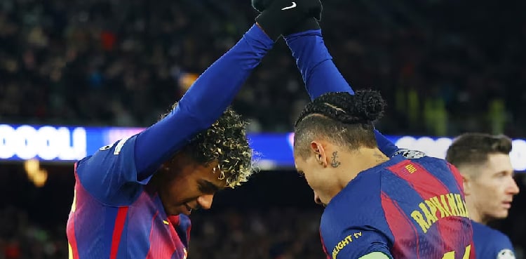 Barcelona beat Copenhagen 4-1 to book last-16 spot