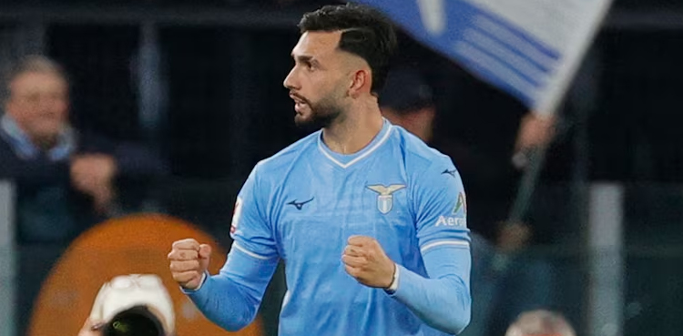 West Ham sign Argentina striker Castellanos