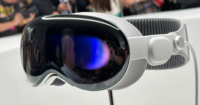 Apple Drastically Cuts Vision Pro Production and Marketing Amid Low Demand