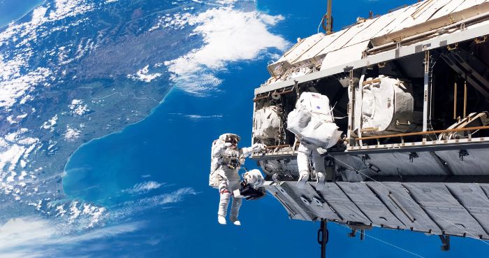 Four ISS astronauts en route to Earth early as medical issue forces departure