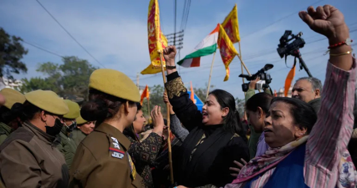 India shuts medical college in occupied Kashmir following Hindu nationalist protests