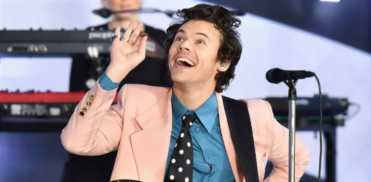 Harry Styles’ latest move puzzles fans amid tour promo