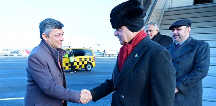 PM Shehbaz Sharif arrives in Davos to engage global leaders at WEF 2026