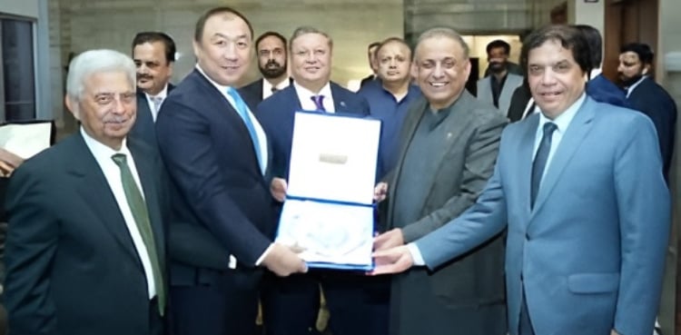 Pakistan, Kazakhstan deepen ties with regional rail connectivity Project