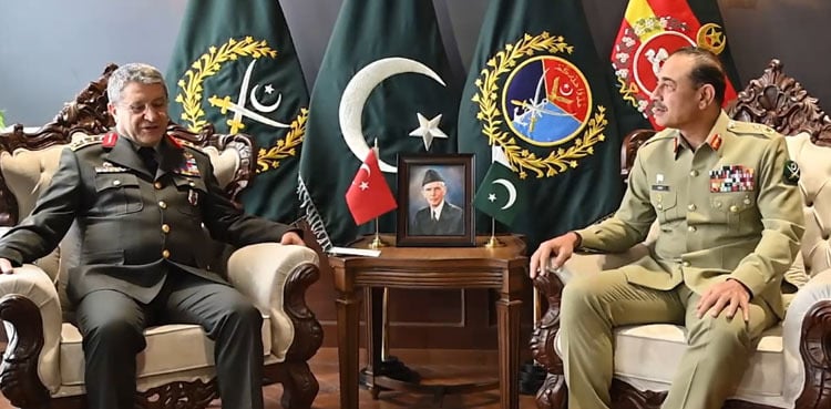 Pakistan-Türkiye strategic ties strengthened at GHQ meeting