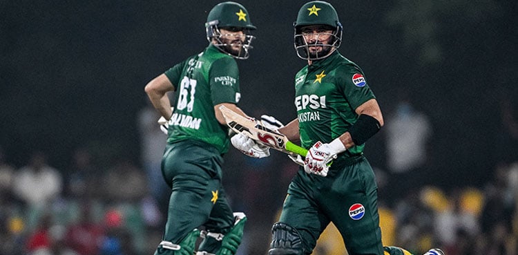 Pakistan start T20 series with comfortable win over Sri Lanka