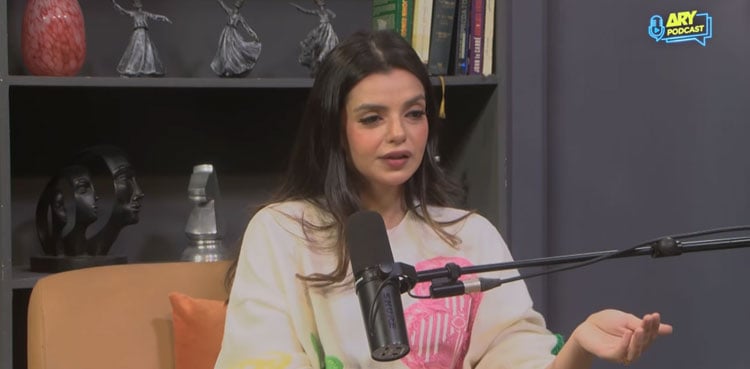 Actress Searha Asghar slams new actors for prioritizing makeup over performance