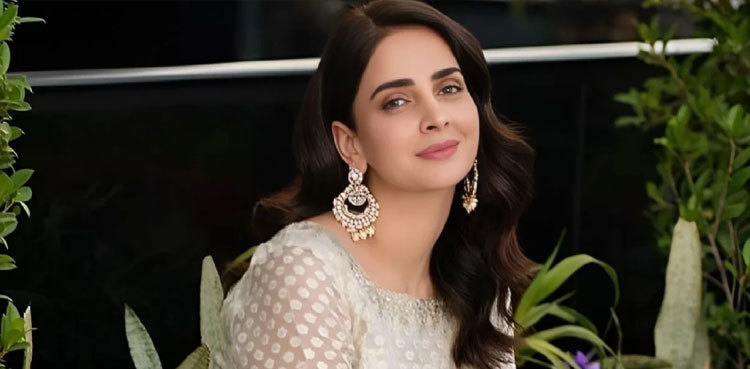 Saba Qamar defamation case: Journalist issues public apology after legal action