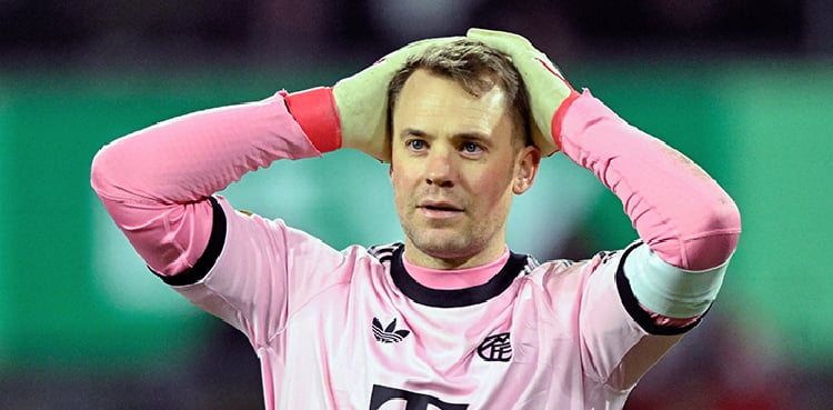 Bayern Munich suffer Manuel Neuer blow