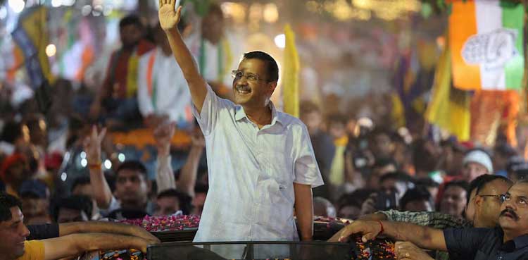 Arvind Kejriwal: India court clears AAP leader of corruption charges
